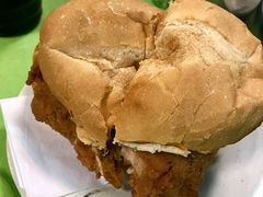 猪扒包-胜利茶餐室