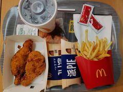 -麦当劳(烟台海港路店)
