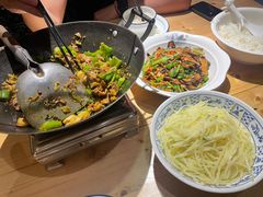 -寻钵记民菜馆·正宗常德钵子菜(滨湖路店)