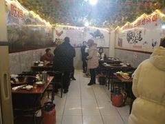 大堂-武氏皖北网红三胖地锅鸡(桐城路店)