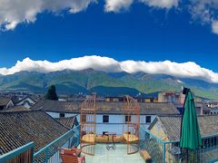 -喵屿·大理花园猫咖