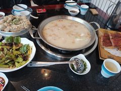 -老来福·非遗酸汤兔(凯旋路店)