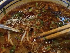 -云阿蛮云南生烫牛肉米线(奉贤路店)