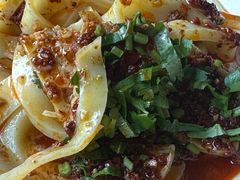 新疆凉皮-维吾尔餐厅(宜山路店)