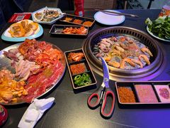 -火影不二碳烤牛肋条自助烤肉店榴莲鳗鱼生蚝(红山店)