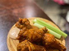 水牛城辣味炸鸡翅-KATCHUP