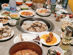 -锅儿欢海鲜火锅烤肉自助餐(东港凯虹店)