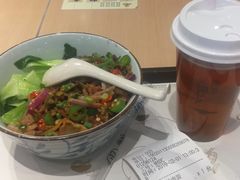 -蒙自源米线大王(东站店)