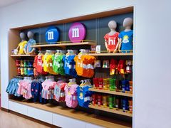 -m豆巧克力世界(上海世茂广场店)