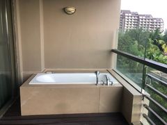 -三亚湾海居铂尔曼度假酒店