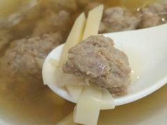 酸笋肉羹汤-津品味小吃(大学湾店)