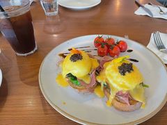 黑松露帕尔玛火腿班尼迪克蛋-UPPER KITCHEN(延安路店)