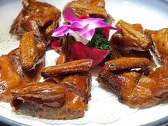 脆皮乳鸽-宴小馆·小海鲜青岛菜(五四广场店)