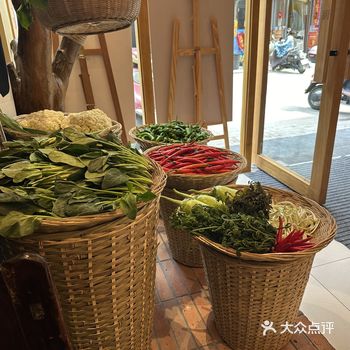 在景德镇，人均消费不到40元的湘菜宝藏店铺