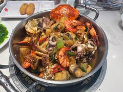 -七欣天香辣蟹火锅(闵行浦江欢乐颂店)