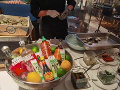 现开进口生蚝-阿纳迪酒店·秘境西餐厅