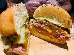 -POKEE VIA&Brunch·维娅(重庆来福士店)