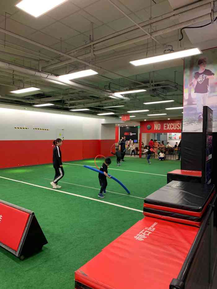 赫石少儿体能馆(万柳华联店)-"刚刚体验完,孩子体验一个小时的课程