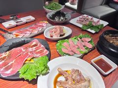 -山之屋炭火烧肉·生啤畅饮(大朗万科中央公园店)