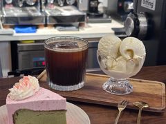 -Double cafe