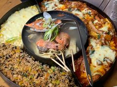 -亲昵春川鸡排(韩国美食街店)