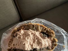 巧克力泡芙-TOUCH泰奇(南汇南门大街店)