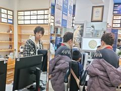 -豪门视光·星趣控·蔡司依视路眼镜代理商(中央大街店)