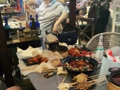 -何师烧烤Pro ·江湖川菜·小龙虾·精酿(太古里旗舰店)