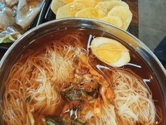 -韩风烤牛肉冷面店