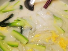 -忆江南·临江鱼馆