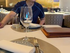 -斯普汇生蚝牛排馆(中骏世界城店)