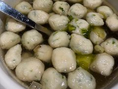 鱼丸汤-日丰园海肠水饺·老字号大连海鲜(和平广场店)