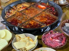 -正南齊北重庆老火锅(光华村直营店)