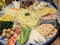 -周小明火锅(黑金冠社区店)