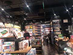 -酷乐潮玩(颛桥万达店)