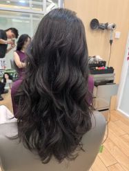 -首脑美发沙龙
