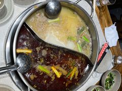 -肖肖酸萝卜鱼火锅(总店)