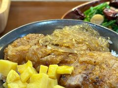 -8PINTS八品脱·日料·烧鸟·精酿小酒馆(莘庄店)