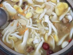 -菌之家·专业纯野生菌火锅·特色炒菌