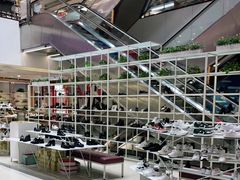 -云柏鞋业(十里堡店)