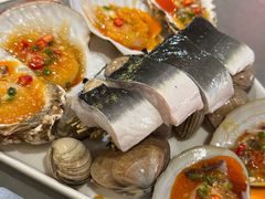 -围炉肉舍•炭烤活鳗•丹东海鲜烤肉(步行街店)