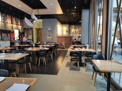 大堂-必胜客(滨江店)
