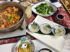 -刘姐啤酒鱼民族演艺餐厅(西街总店)