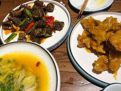 -东来菜馆•手抓海鲜家常菜•海鲜锅贴(鸽子窝店)