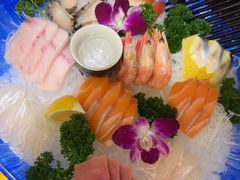 -青瓦餐厅·生鱼片·韩园烤肉(西塔店)