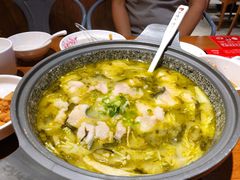 -渝是乎酸菜鱼(龙旗购物中心店)
