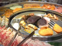 -哈哈碳都·牛肋条无限自助烤肉(台江万达店)