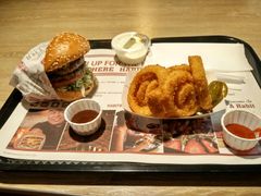 -The Habit Burger Grill 哈比特汉堡(爱琴海店)