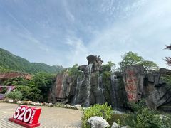 -巨石山景区