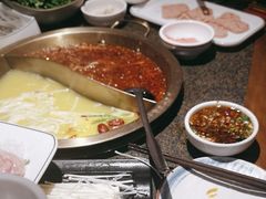 -小天鹅火锅·一线江景洪鼎旗舰店(洪崖洞店)